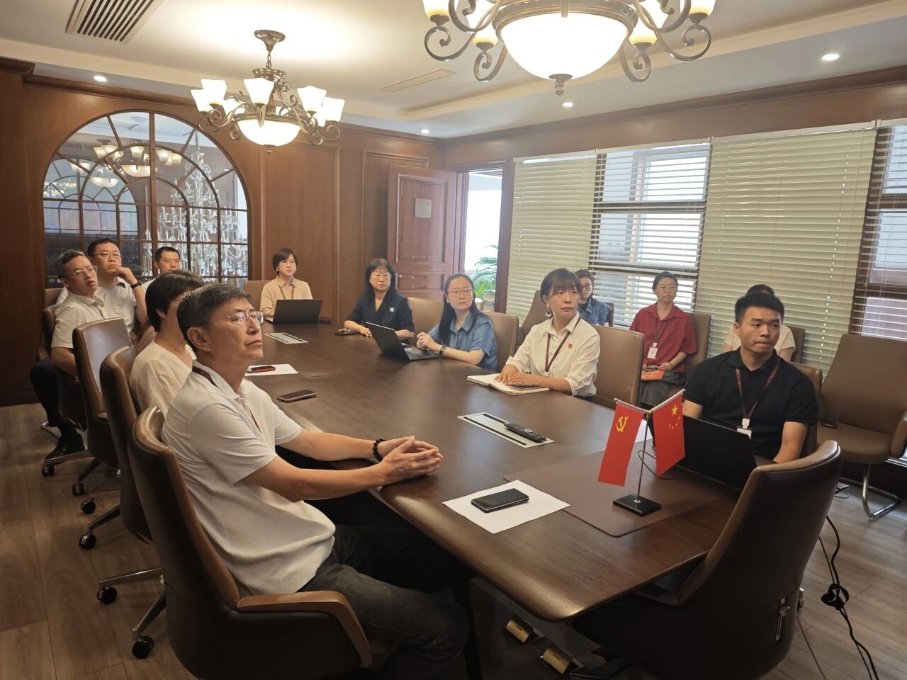 阅兵精神铸魂，专业公益并行，做党和人民满意的好律师